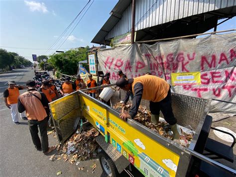 Portal Berita Pemerintah Kota Yogyakarta Antusias Warga Depo Dibuka