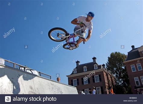 Bmx Freestyle Stock Photos & Bmx Freestyle Stock Images - Alamy