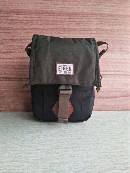 Jual TAS SALEMPANG EIGER SENDER 3 0 POUCH BLK TRAVEL POUCH EIGER Di