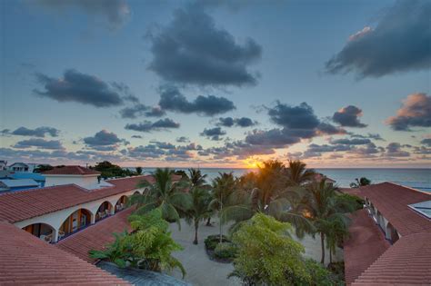 Sunbreeze Hotel Sunbreeze Hotel Belize San Pedro Ambergris Caye