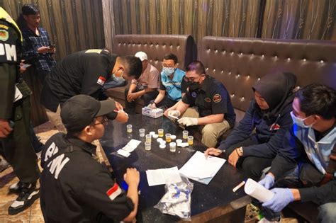 Gelar Ops Lilin Lodaya Satnarkoba Polres Tasik Kota Dan BNN Tes Urine