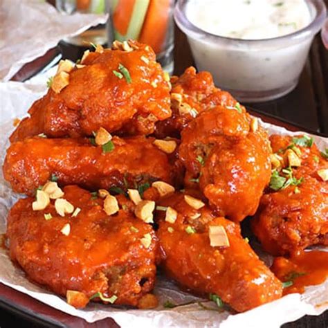 Best Sriracha Chicken Wings Recipe