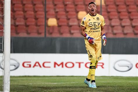 Miguel Pinto Aborda Los Insultos De Los Hinchas Azules No Hay Nada De