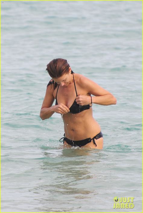 Kate Walsh Bikini Beach Day In Miami Photo 2775542 Bikini Kate