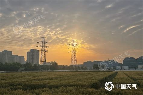 北京今日继续升温最高温将突破30℃ 后半夜至明天大部有雷雨新闻频道央视网