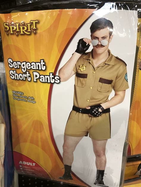 20 Bizarre Off-Brand Halloween Costumes That Are Too Hilarious Not To ...