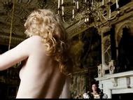 Naked Emma Stone In The Favourite