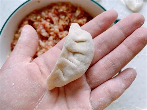 白菜餡餃子好吃有秘訣，掌握6點，餃子鮮嫩多汁，一大盤都不夠吃 每日頭條