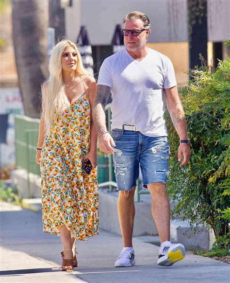 Tori Spelling and Dean McDermott Enjoy Rare Outing in Calabasas