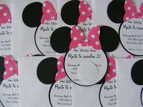 Whimsical Creations by Ann: Minnie Mouse Birthday Party Invitations