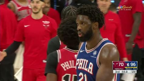 Joel Embiid Locks Up Triple Double With No Look Assist Espn Video