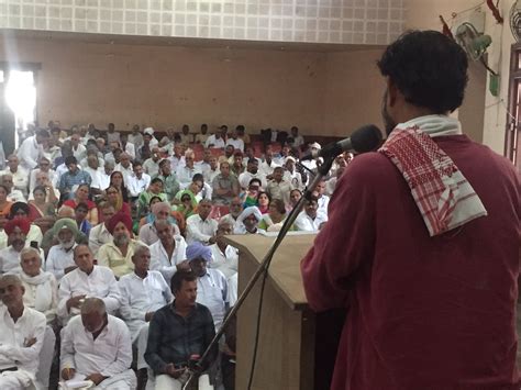 Speaking at a seminar organised by All India Kisan Sabha in Hisar | Yogendra Yadav | Scoopnest