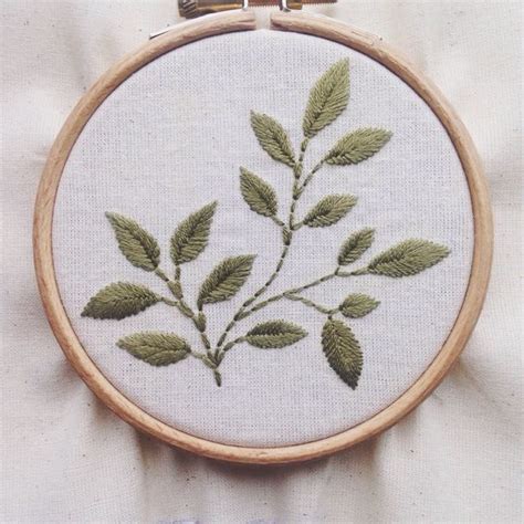 Leaf Embroidery 30 Patterns Of Leaves Using Different Stitches