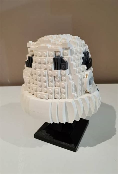 LEGO Star Wars Stormtrooper Helmet Review - Impulse Gamer