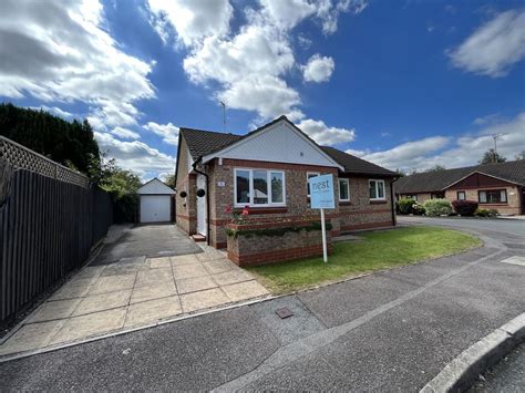 3 Bed Detached Bungalow For Sale In Clark Gardens Blaby Leicester Le8