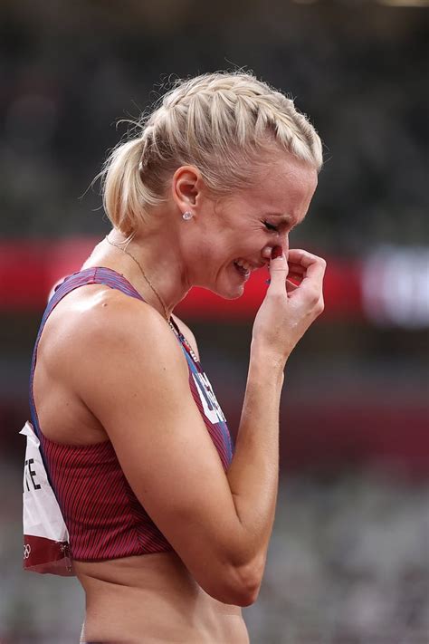 Us Pole Vaulter Katie Nageotte Wins Gold At Olympics Popsugar