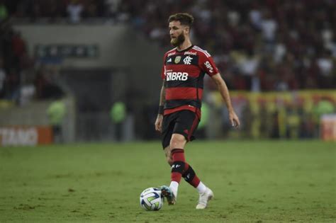 Atuações do Flamengo contra o Fluminense Domínio mas nenhum golJogada