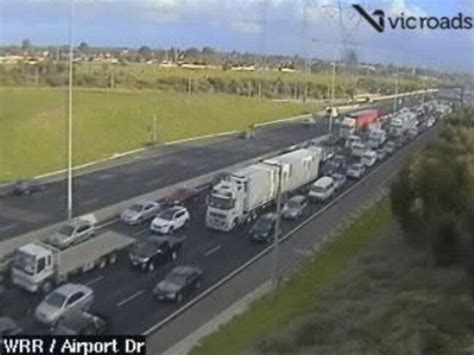 Melbourne Traffic Western Ring Road To Remain Closed For Up To 8 Hours