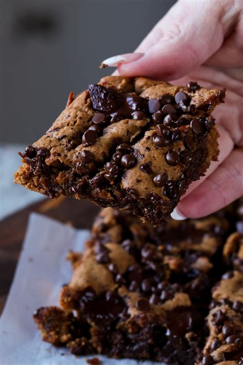 Almond Butter Blondies With Chocolate Chips Karinokada