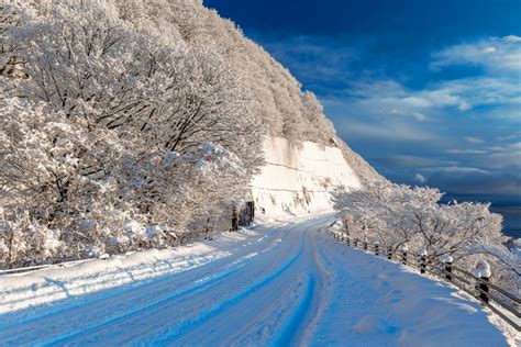 Study Japanese in An Enchanting Winter Wonderland in Rural Northern Japan - GaijinPot