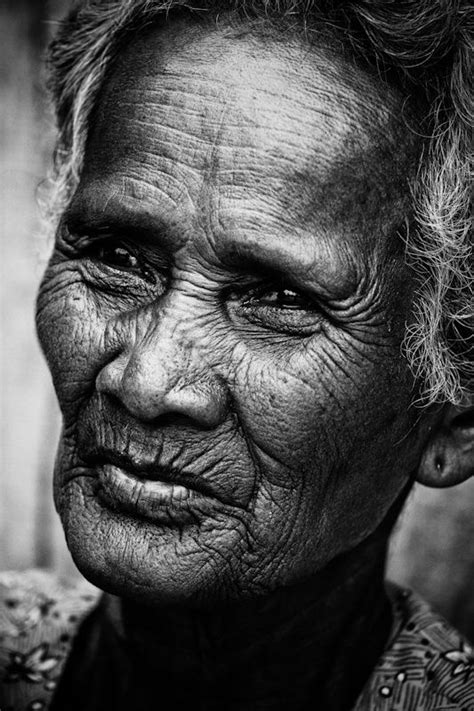 Grandma Faces Old Faces Many Faces We Are The World People Around The World Wise Women Old