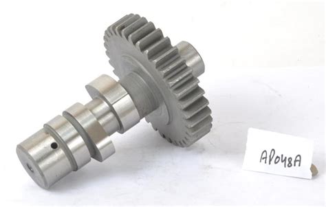 Round Polished Alloy Steel Piaggio Ape Camshaft Assembly For