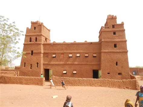 L architecture des mosquées en terre de la région de Tahoua Agence de