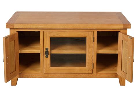 Country Oak Tv Unit With Glass Front