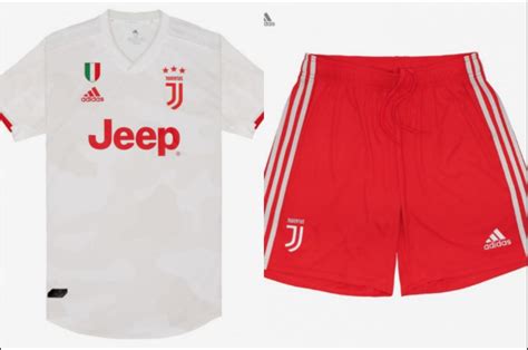 Juventus Ufficiale La Seconda Maglia 2019 2020 è Bianca E Rossa