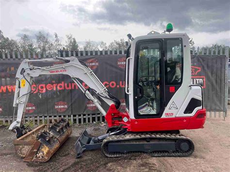 Takeuchi Tb225 Mini Digger Used Plant And Machinery Digger Dumper