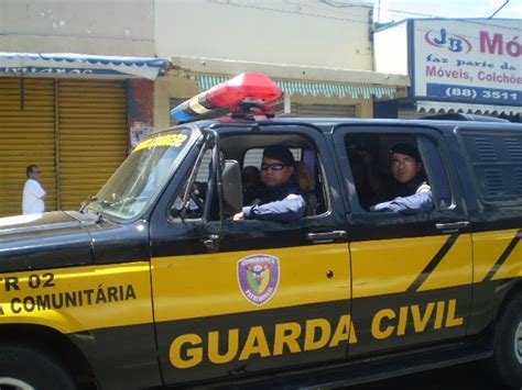 GUARDA CIVIL MUNICIPAL DE JUAZEIRO DO NORTE Artigo A atuação das