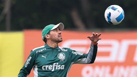 Abel Se Torna O Segundo Técnico Estrangeiro Com Mais Jogos Pelo Palmeiras Veja Lista