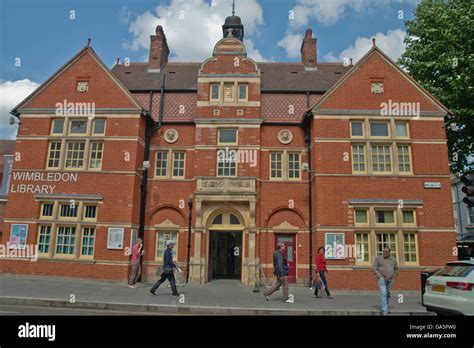 Wimbledon Library Hi Res Stock Photography And Images Alamy