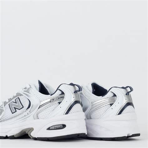 New Balance 530 Branco E Prata - Tênis New Balance 530 Branco Prata Marinho MR530SG