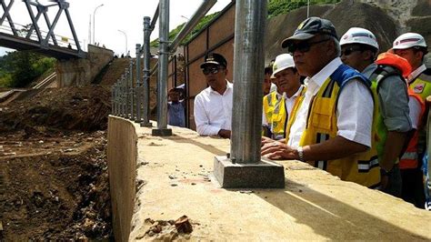 Floodway Cisangkuy Beroperasi Genangan Di Dayeuhkolot Bandung Surut