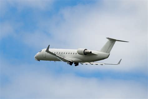 Bombardier CRJ 200 jet charter