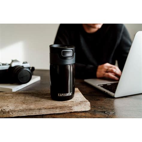 Kambukka Etna Travel Mug Isotherme Herm Tique Ml Pitch Black