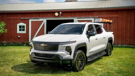 Chevrolet Just Killed the $40,000 Silverado Electric Truck