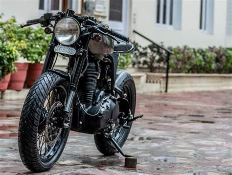 Royal Enfield Thunderbird 500 Cafe Racer By Rajputana Customs Front