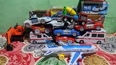 Unboxing Mainan Mobil Polisi Mobil Ambulan Pesawat Mobil Pemadam