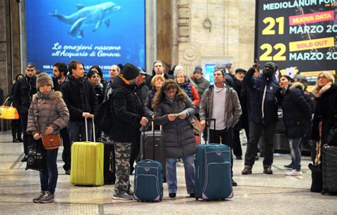 Trenord Sciopero Dei Treni Sabato 14 E Domenica 15 Marzo Niente Fasce