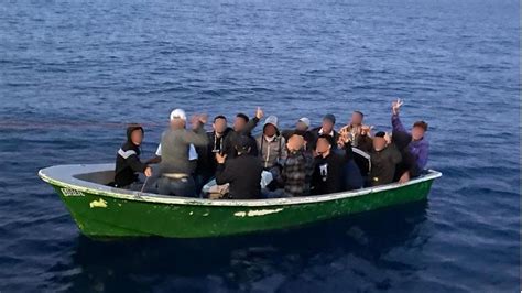 Cae La Llegada De Inmigrantes A Canarias Pero Sube Un A Baleares Y