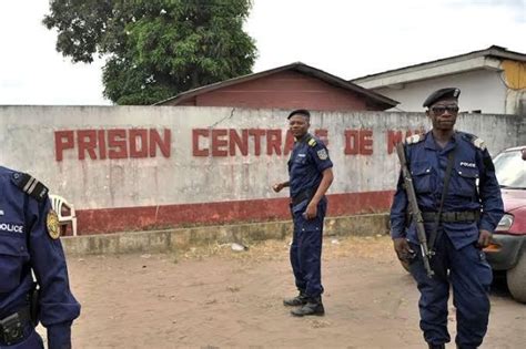 Rdc Tentative D Vasion Signal E La Prison Centrale De Makala