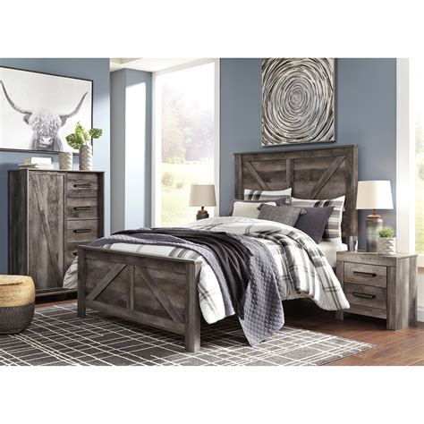 Signature Design By Ashley Wynnlow Queen Bedroom Group Royal Furniture Bedroom Groups