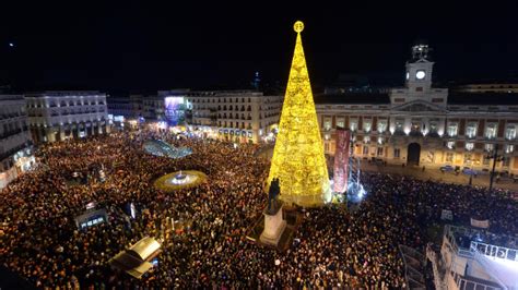 Esto Es Lo Que Debes Saber Si Vas A Tomar Las Uvas En La Puerta Del Sol