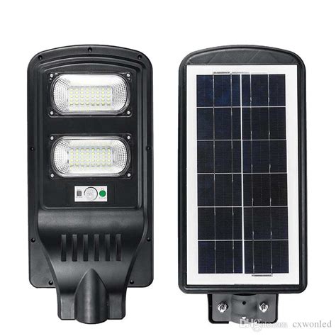 100w Solar Street Light With A Mounting Arm