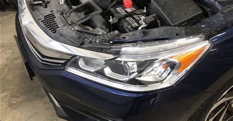 How To Replace Headlight In 2004 Honda Accord Replacement 20