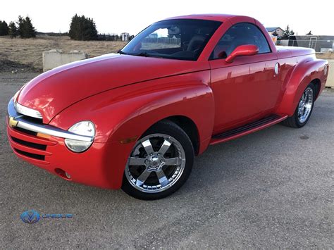 2004 Chevrolet SSR **Hardtop Convertible** Beautiful condition ...