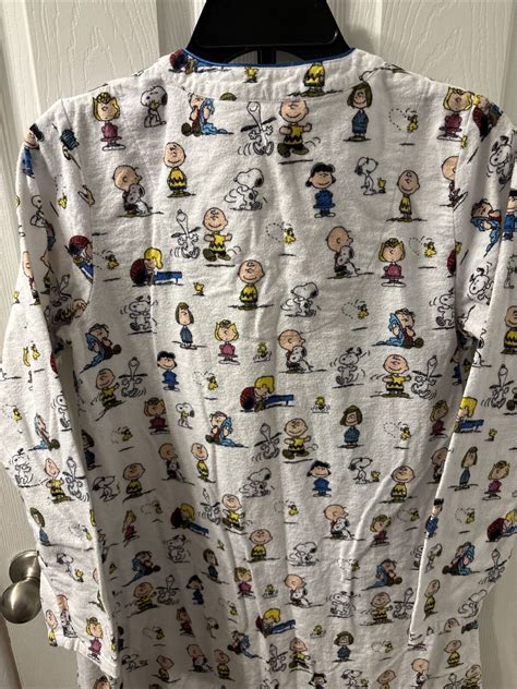 PEANUTS Gang Snoopy Charlie Brown Woodstock Flannel N Gem