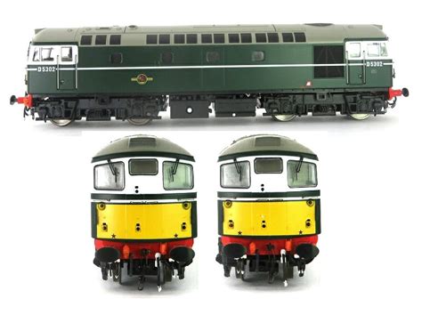 Heljan 2664 Class 26 D5302 In Br Green Livery Small Yellow Panels Olivias Trains